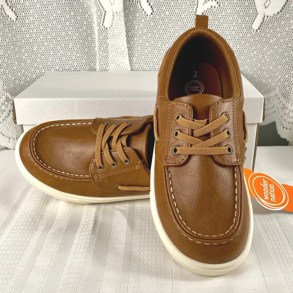 NWT Size 2 Boys Wonder Nation Brown Boat Shoe Slip On Memory Foam Back-to-School